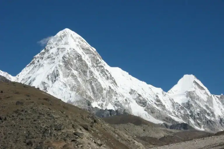 Pumori im Khumbu-Gebiet