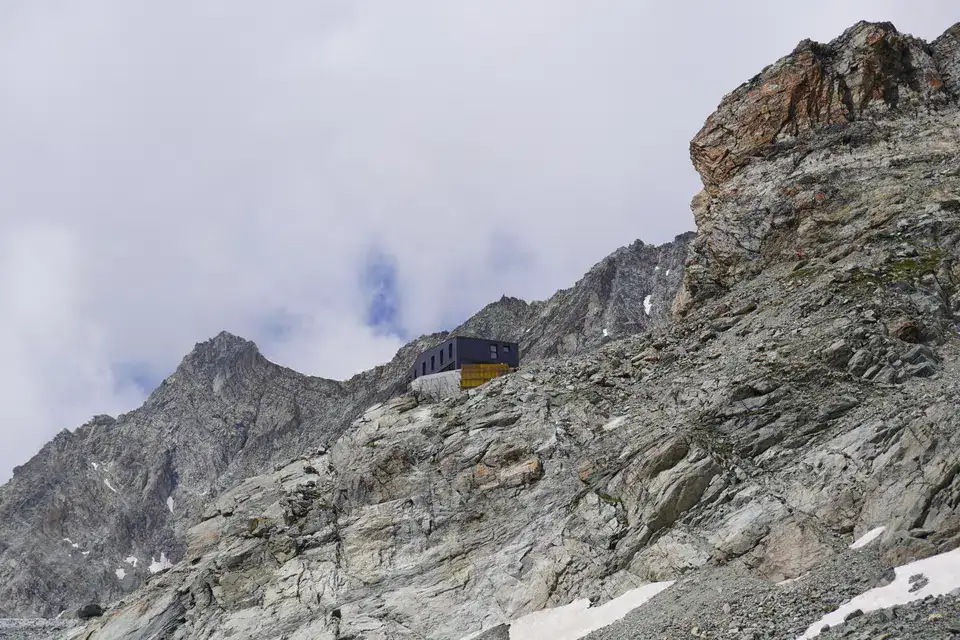 Rothornhütte